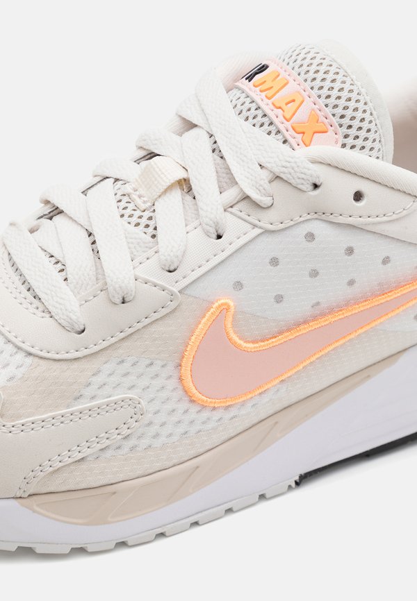 AIR MAX SOLO UNISEX - Trainers2