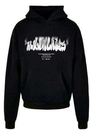 Sudadera negra de algodón, con un bolsillo delantero, puños y dobladillo de canalé, y un gráfico de texto distorsionado en blanco en el pecho.