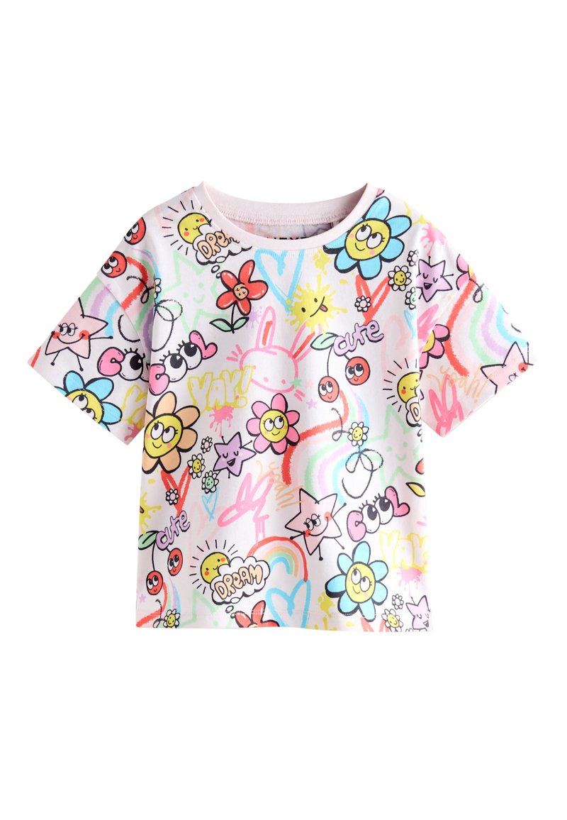 T-shirt à manches courtes et col rond, fabriqué en coton doux, avec un imprimé coloré et ludique de fleurs, d'étoiles et d'éléments de dessin animé sur un fond clair.