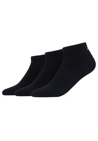 Schwarze Knöchelsocken im Set von drei, aus Baumwollmischung, mit gerippten Bündchen und glattem Stoff. Minimalistisches Design mit gesticktem Logodetail.