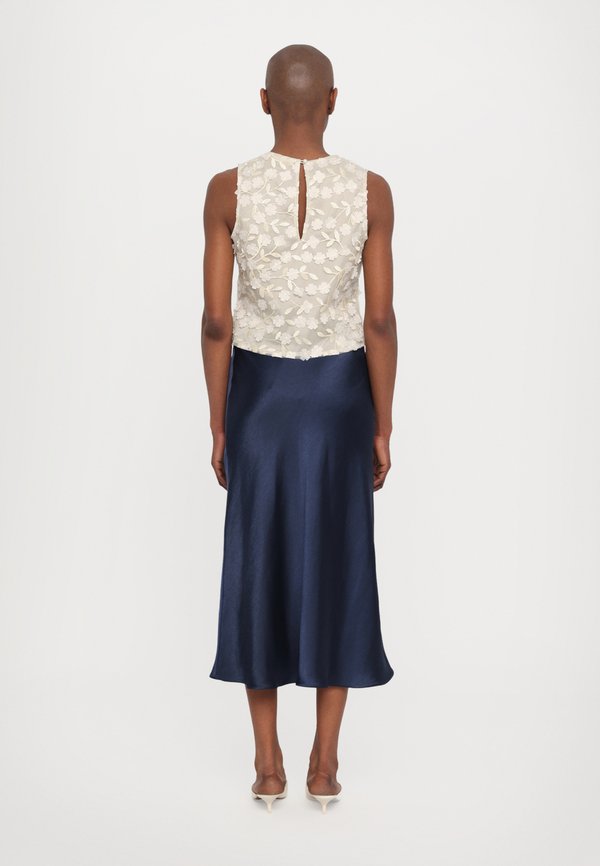 SARAH - Top - greige3