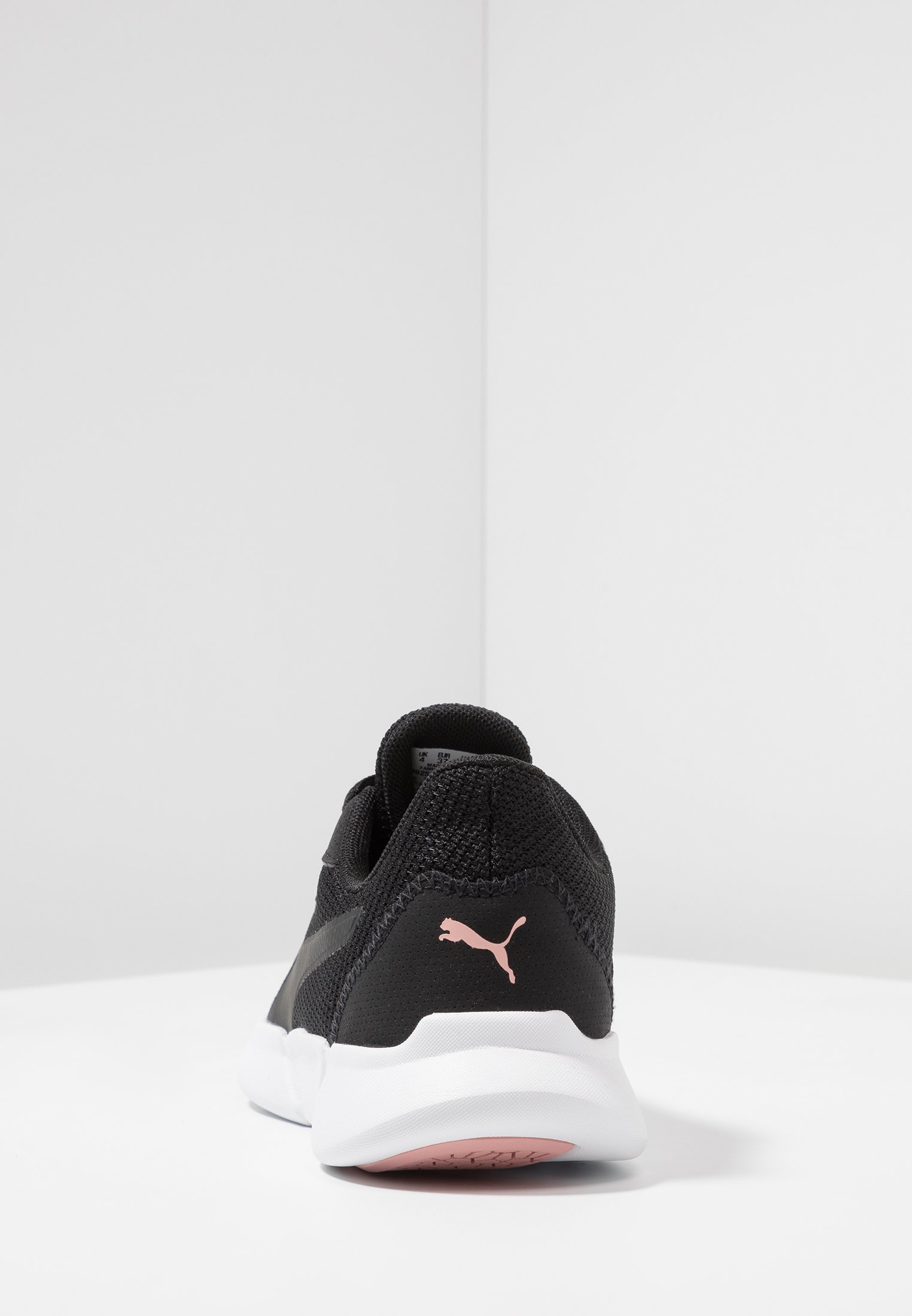 puma interflex runner running shoes