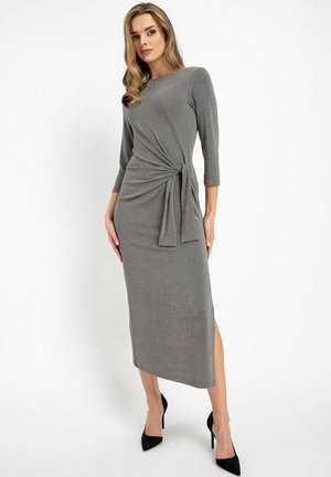 Strickkleid - w kolorze srebrnym