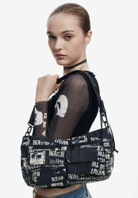 Desigual Ručna torba - black