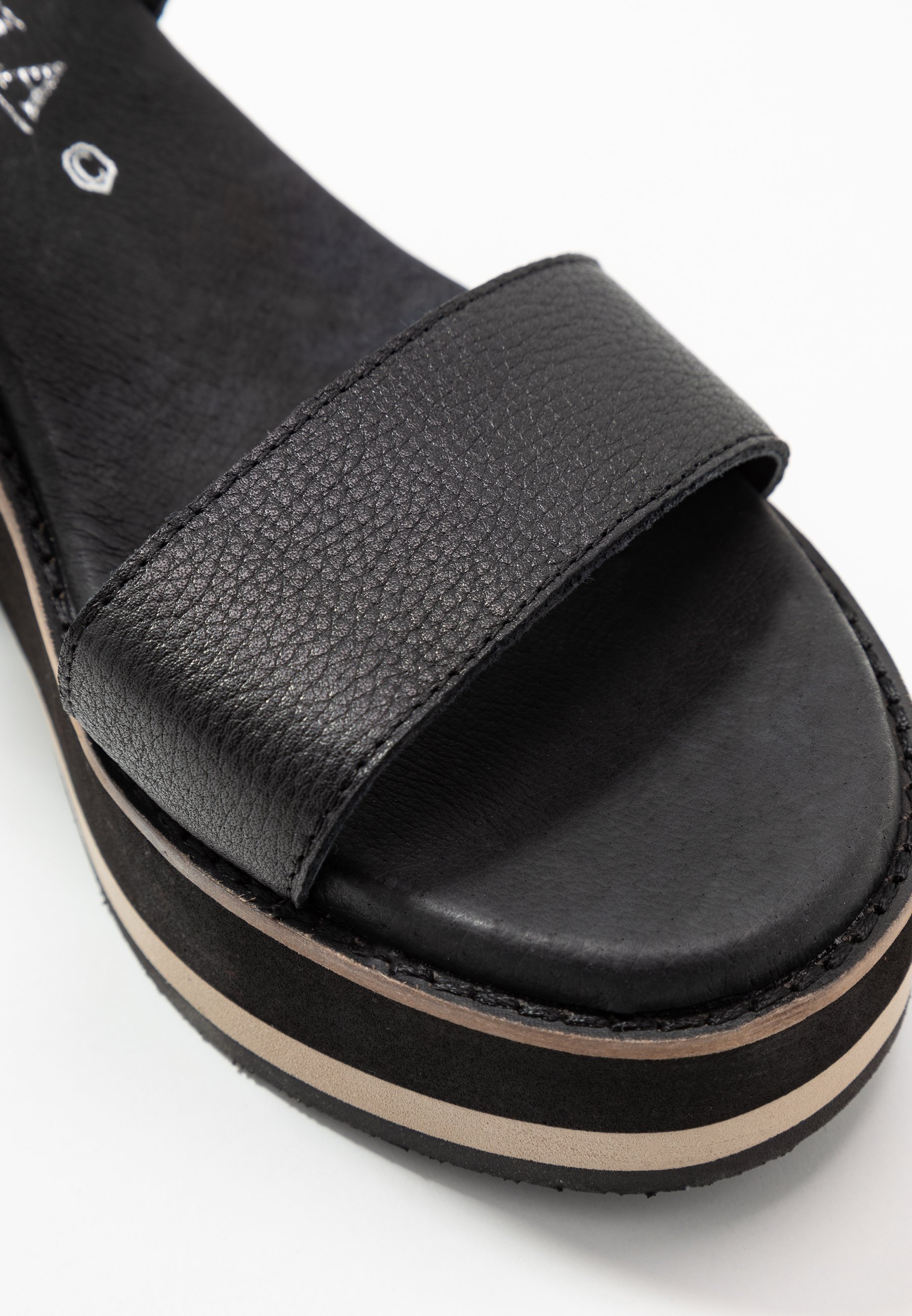 Carmela Platåsandaler - black Carmela Platåsandaler - black