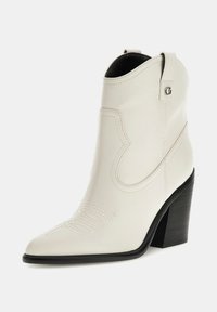 Guess JALELLA - Kõrge kontsaga poolsaapad - creme