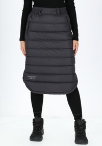 Unselected, dark grey