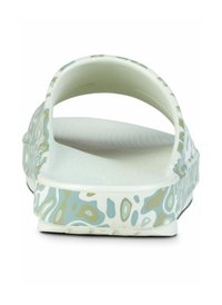 Zaļi un bēšīgi rakstaini sandalīši ar gludu, kontūrētu zoli, atvērtu aizmuguri un noapaļotiem malām ērtībai. Viegls materiāls.