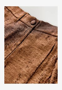 Niet geselecteerd, bronze