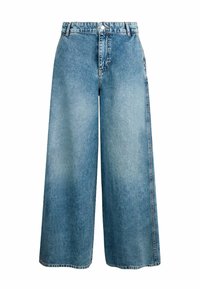 Pantaloni in denim a gamba larga di colore blu chiaro con effetto sbiadito, dotati di chiusura con bottone e design standard a cinque tasche.