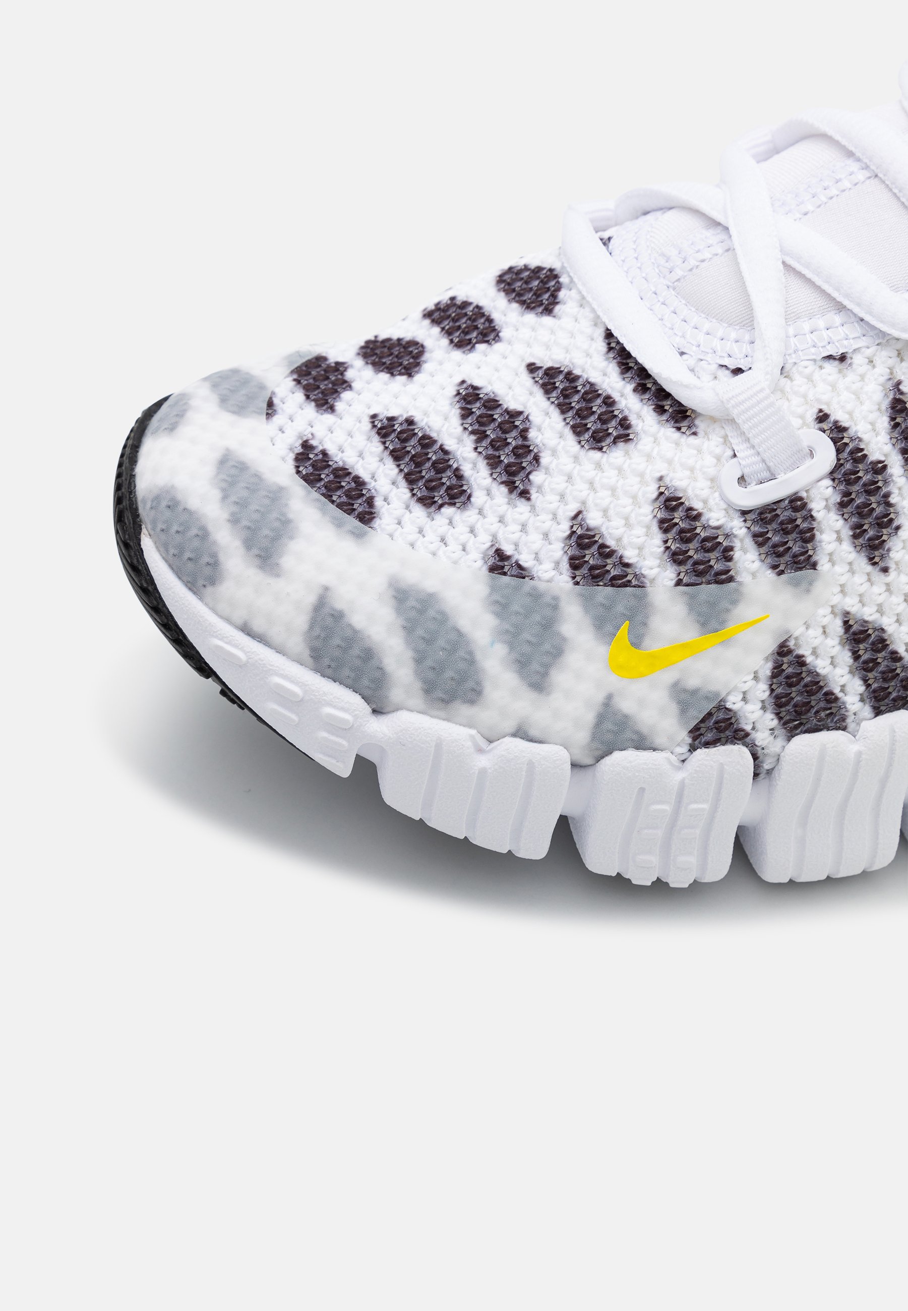 nike free metcon white racer blue