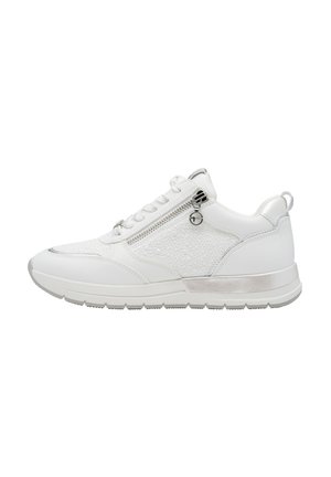 Trainers - white pearl