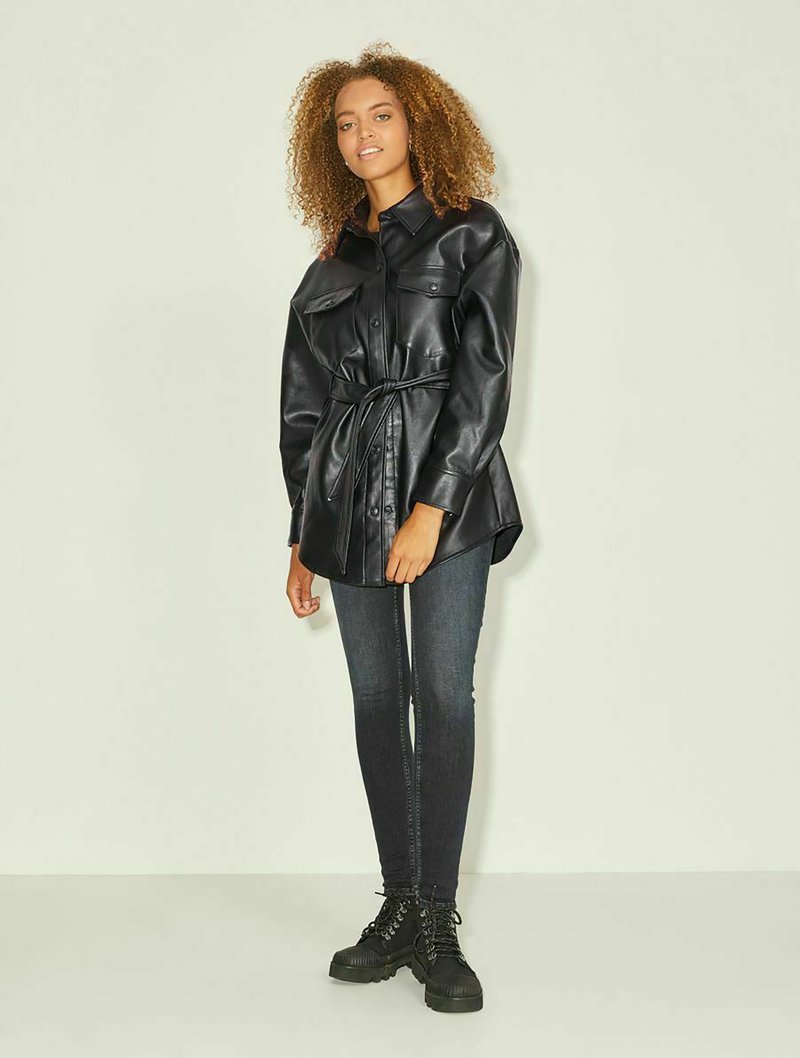 Damen Parkas | JJXX LUNA Kurzmantel black/schwarz - GI23284 Damen Parkas | JJXX LUNA Kurzmantel black/schwarz - GI23284