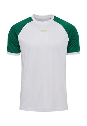 Witte sport t-shirt met groene raglanmouwen, voorzien van een gestructureerd streeppatroon en een klein logo op de borst.