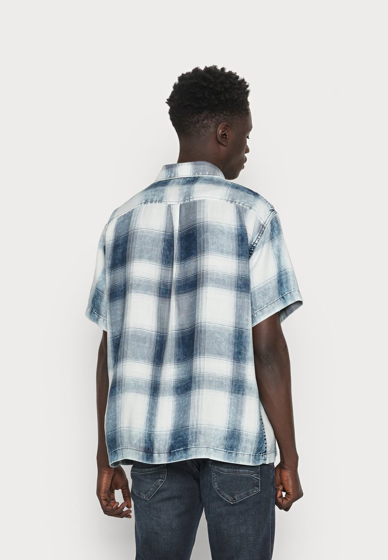 Herren Freizeithemden | Wrangler Hemd snow indigo/hellblau - WO08763 Herren Freizeithemden | Wrangler Hemd snow indigo/hellblau - WO08763