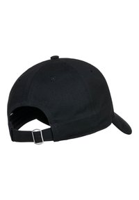 Cappellino da baseball in cotone nero con visiera curva, cinturino regolabile con hardware in metallo e texture liscia. La vista posteriore mostra i dettagli di design.
