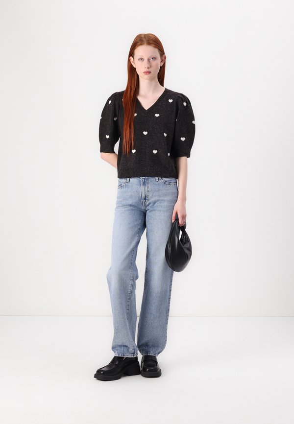 VMDOFFYHEART V NECK PULLOVER - Jumper4