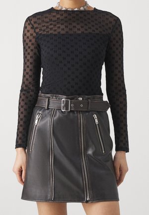 KARL LAGERFELD Camiseta de manga larga - black