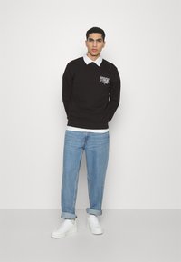 Tommy Jeans ENTRY GRAPHIC CREW - Felpa - black