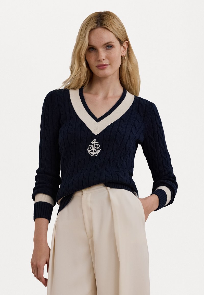 Lauren Ralph Lauren Petite - CABLE KNIT COTTON CRICKET SWEATER - Jumper - lauren navy/mascarpone cream, Enlarge