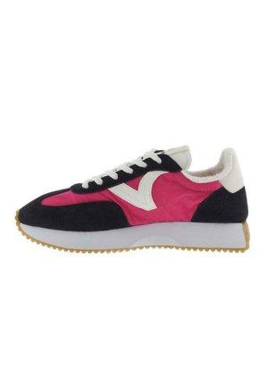 Sport sneakers featuring a navy suede upper, bright pink nylon accents, white laces, and a textured gum rubber sole, with a classic design.
