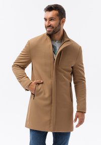 Ombre Abrigo corto - beige