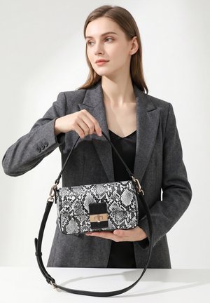 Kassandra, KASSANDRA CLUTCH - Borsa a mano - nero