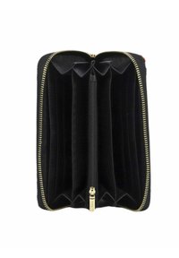 Portafoglio nero con design a zip, dotato di svariati scomparti per carte e una tasca centrale con zip. Gli accessori in tono oro migliorano la funzionalità.