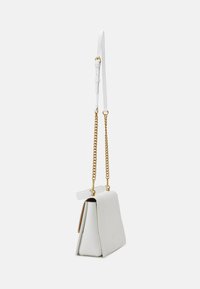 Pinko LOVE ONE TOP HANDLE CLASSIC - Kézitáska - bianco nembo/antique-gold