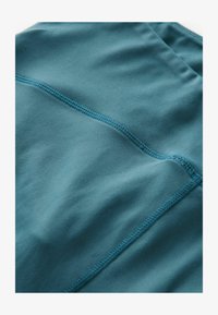 Selezionato, teal blue