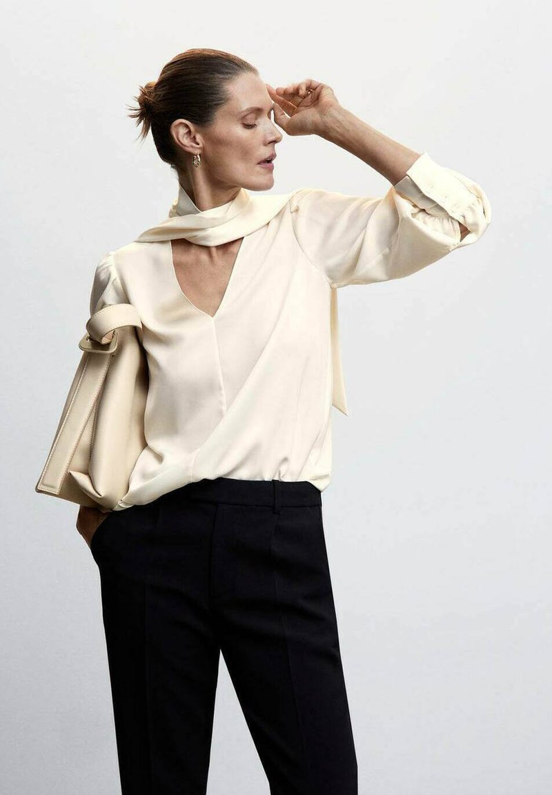 Mango TINA Pusero kremowy écru/luonnonvalkoinen Zalando.fi