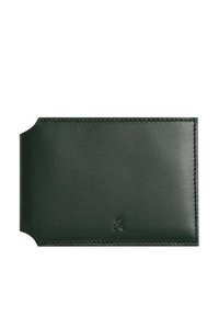 Cardholder din piele de culoare verde închis, cu o textură netedă, colțuri rotunjite și cusături subtile. Dispune de un logo debossat pe față.