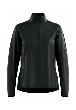 Veste légère noire avec fermeture éclair sur toute la longueur, poches zippées sur la poitrine et sur les côtés, et col haut, conçue pour une utilisation en extérieur.