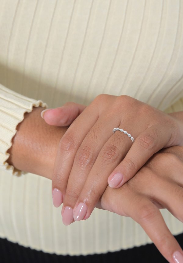 BASIC DESIGN - Ring - silberfarben