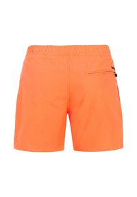 Pantaloncini da bagno arancione acceso con vita elasticizzata e tasca con zip sul lato posteriore destro, mostrati da dietro.