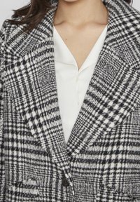 VILA Petite Cappotto classico - black