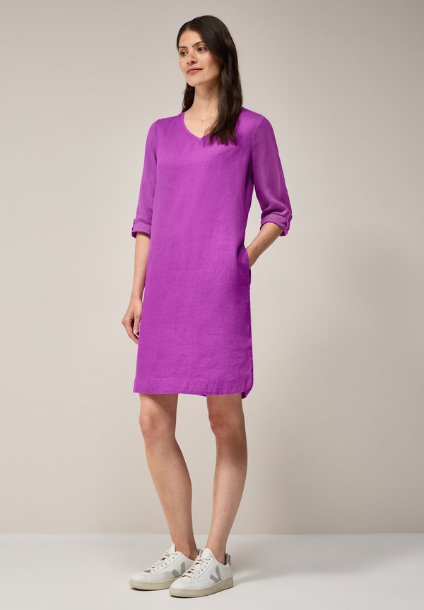 V-NECK - Freizeitkleid