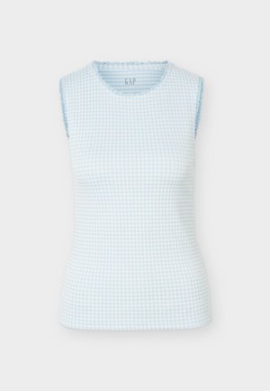 Αμάνικο τοπ σε ανοιχτό γαλάζιο και λευκό καρό με στρογγυλή λαιμόκοψη και διακριτικές ριγέ λεπτομέρειες σε λευκό φόντο.