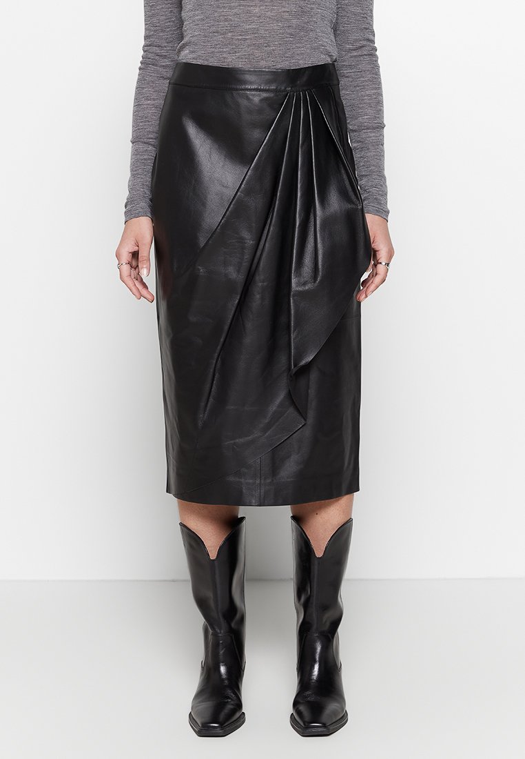 closed Leren rok zwart closed Leren rok zwart