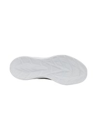 Hvid sneakersål med geometriske mønstre set fra bunden mod en ensfarvet hvid baggrund.