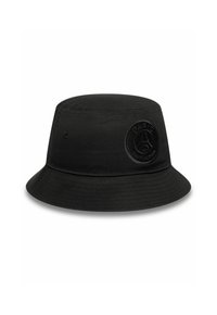 Cappello a secchi nera in tessuto, con corona arrotondata, ampia visiera e patch logo testurizzato sul davanti.