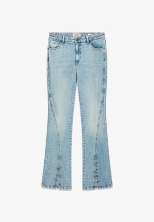 Lichtblauwe flare jeans van denim, met twee zijsplitten aan de zoom, vijf zakken en een klassieke knoopsluiting.