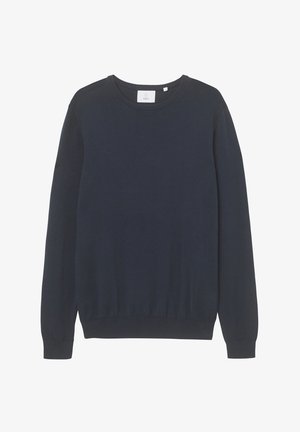 Granatowy sweter z miękkiego materiału, z długimi rękawami, prążkowanym dekoltem i dołem, o prostym i klasycznym wzorze.