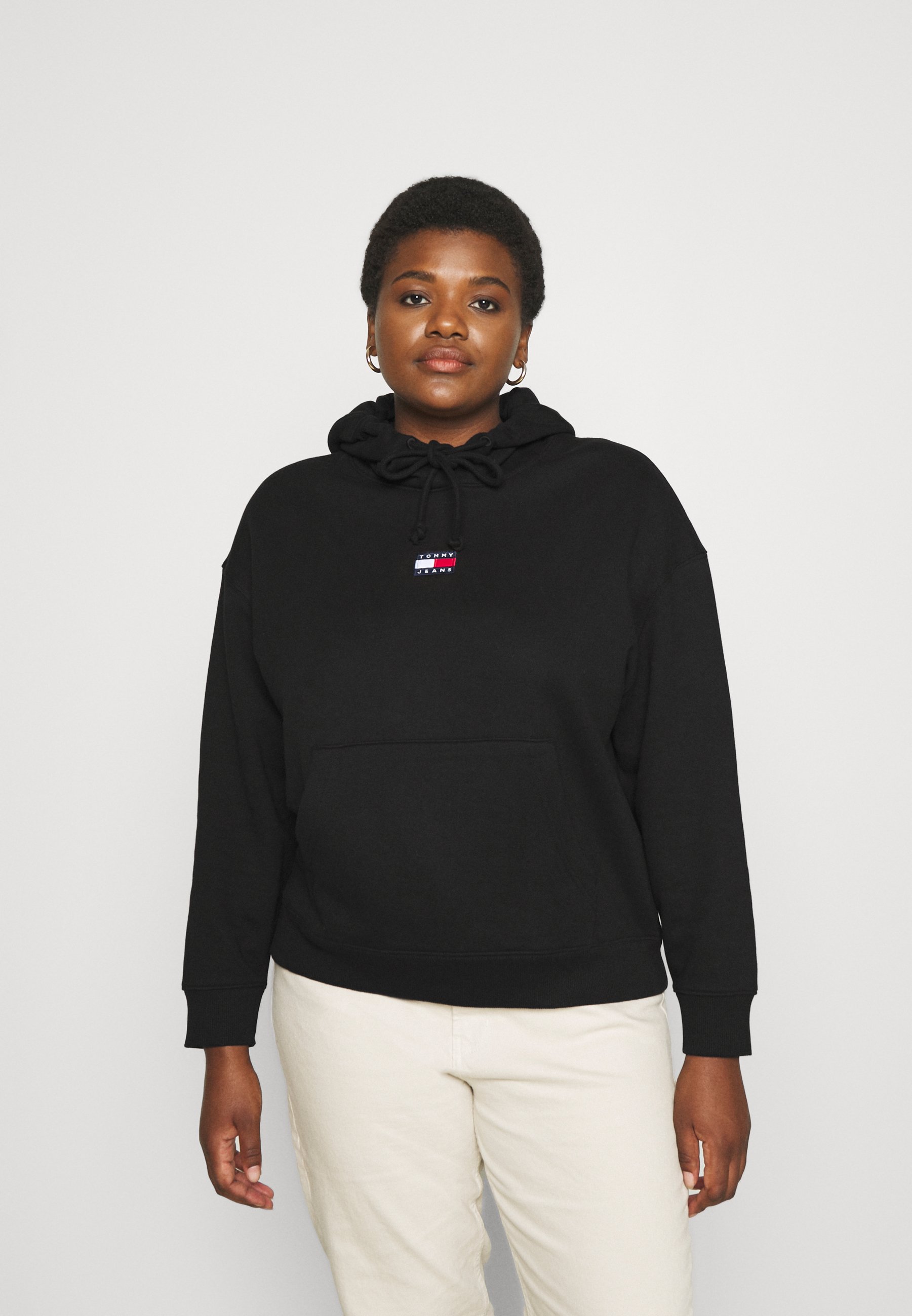 tommy center badge hoodie