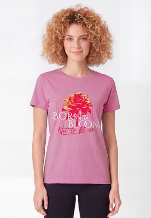 watapparel, BORN TO BLOOM - T-Shirt print - bubble pink