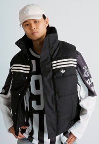 adidas Originals CLUB  - Veste sans manches - black