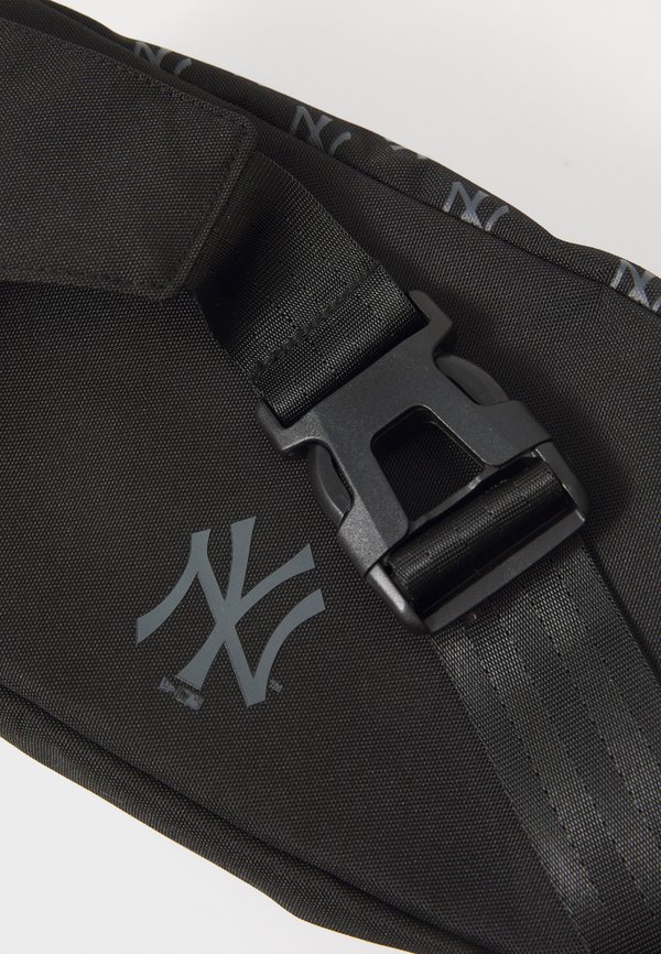 MLB NEW YORK YANKEES MONOGRAM WAIST BAG - Bum bag4