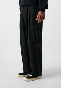 Don't Waste Culture OISHI UNISEX - Παντελόνι cargo - black