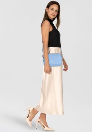 MILANO AMA - Cross body bag - bleuciel