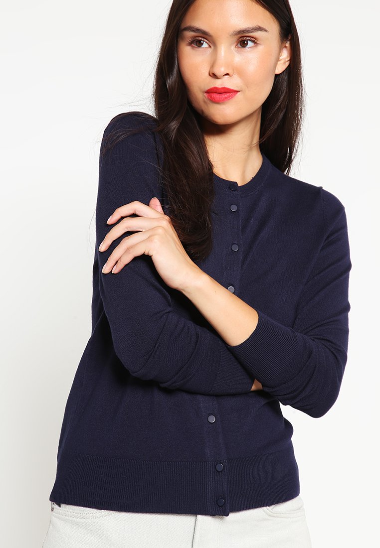 Damen Strickjacken | InWear RITA Strickjacke marine blue/dunkelblau - EW72340 Damen Strickjacken | InWear RITA Strickjacke marine blue/dunkelblau - EW72340